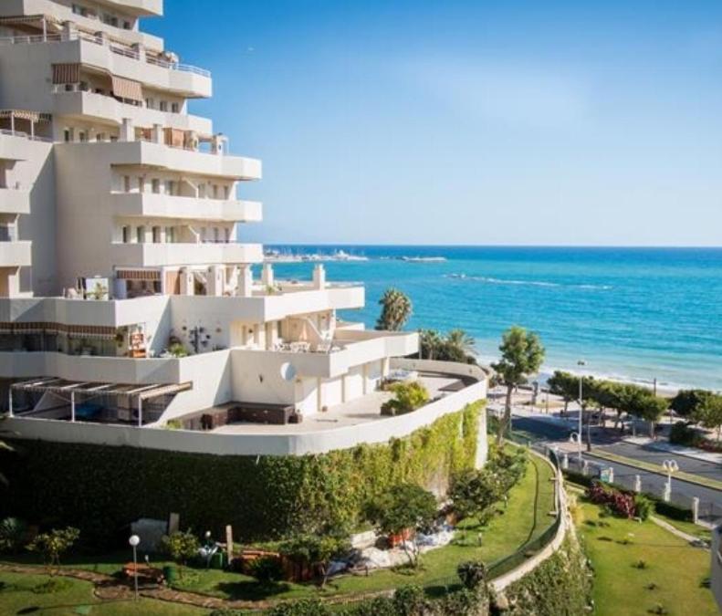 Benalbeach Estudio Premium Benalmádena Exterior foto